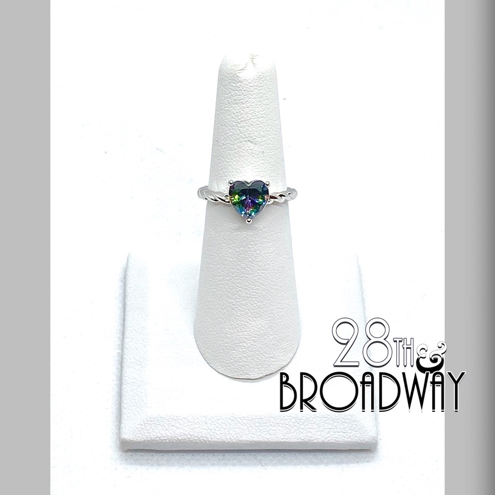 Mystic Topaz Heart .925 Silver Solitaire Ring - Picture 3 of 9